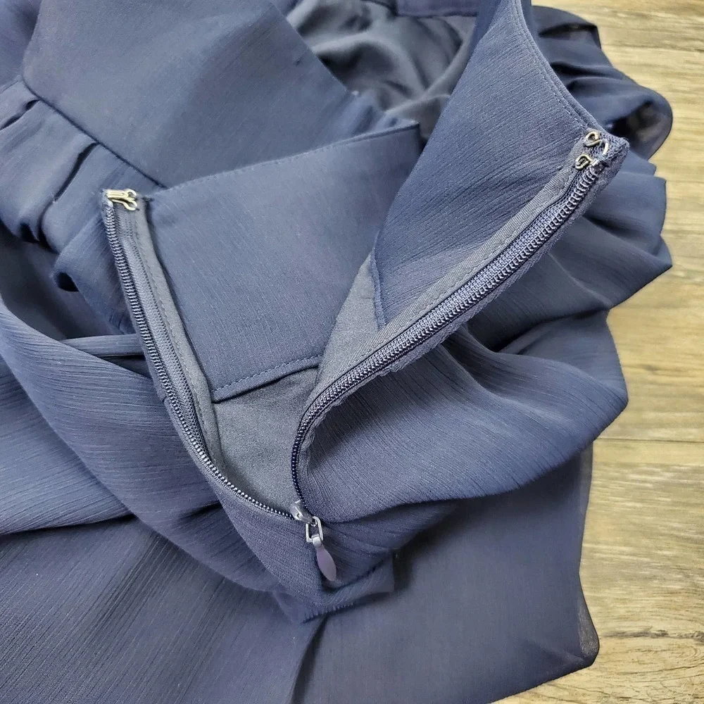 White House Black Market Soft Pleated Navy Blue Chiffon Business Skirt Size 8